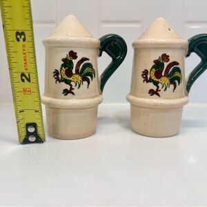 Poppytrail By Metlox Green Rooster Salt and Pepper Shakers